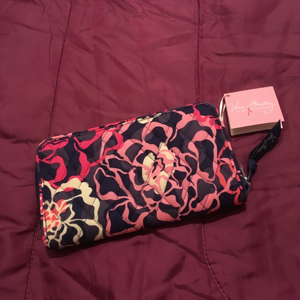 FINAL - NWT Vera Bradley wallet - multicolored